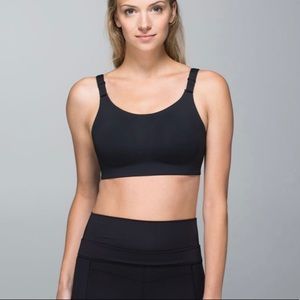 Lululemon Booby Bracer Sports Bra